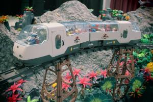 Jurassic park en playmobil diorama realise par dominique bethune alias alizobil
